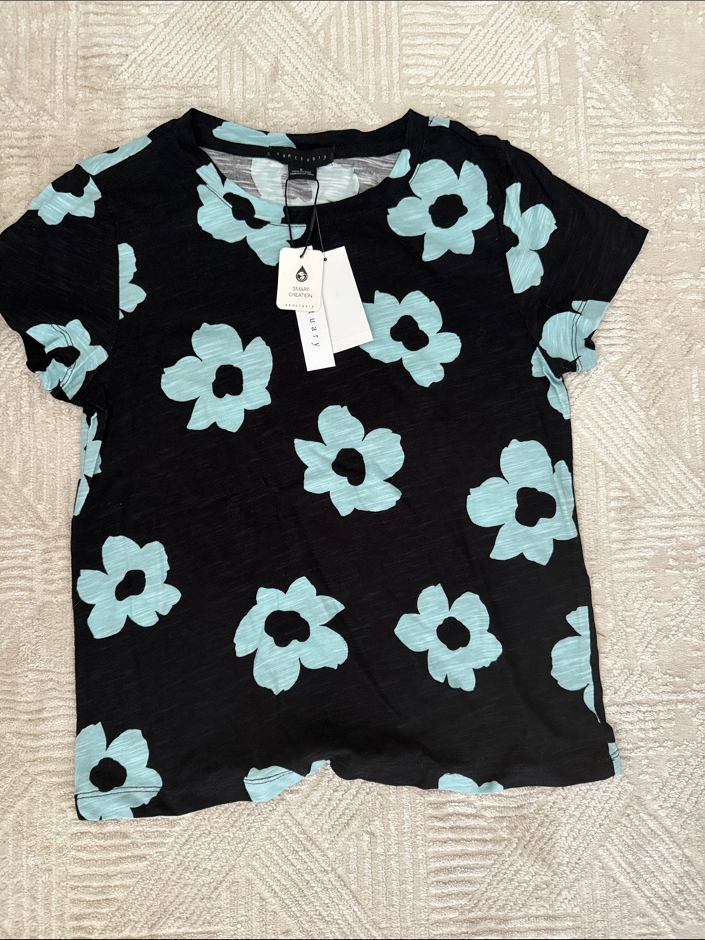 NWT Sanctuary Flower Tee in small
